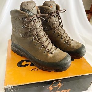 Men’s Crispi Boots size 10.5 wide